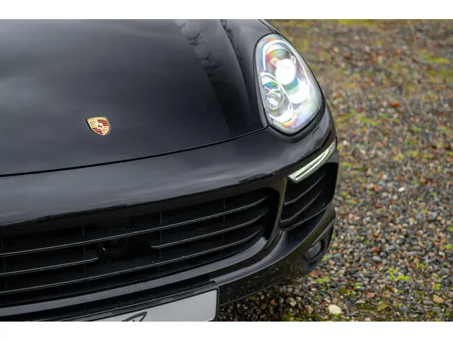 Porsche Cayenne S 2016 Benzine 22