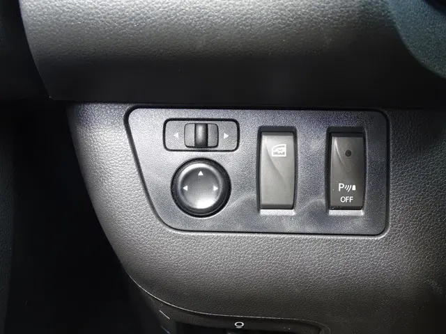Dacia Spring Essential 27 kWh 2023 Elektrisch 18
