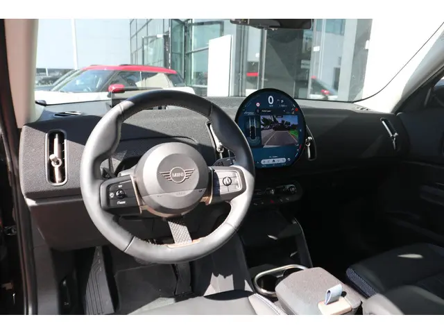 MINI Countryman C 2025 Benzine 8