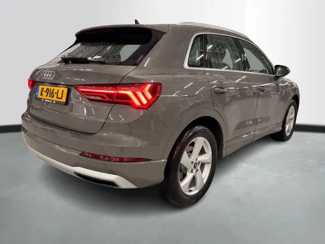 Audi Q3 35 TFSI 150Pk S Edition 2021 Benzine 6