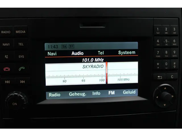 Mercedes-Benz Vito Bestel 114 CDI Lang 2015 Diesel 19