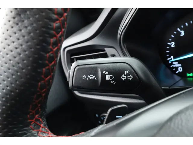 Ford Focus Wagon 1.0 EcoBoost ST Line 2019 Benzine 11