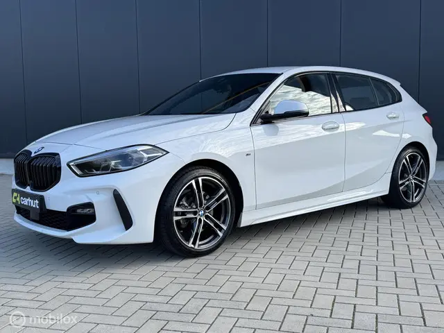 BMW 1 Serie 118i M sport High exce. 2021 Benzine 7