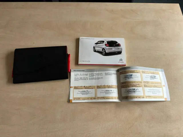 Citroën C1 1.2 PureTech Shine Climate 2015 Benzine 4