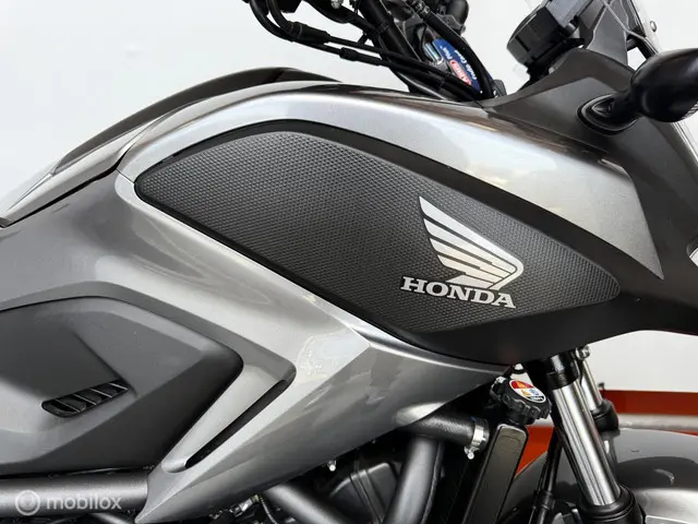 Honda NC 750 750X DCT C-ABS 2015 Benzine 6