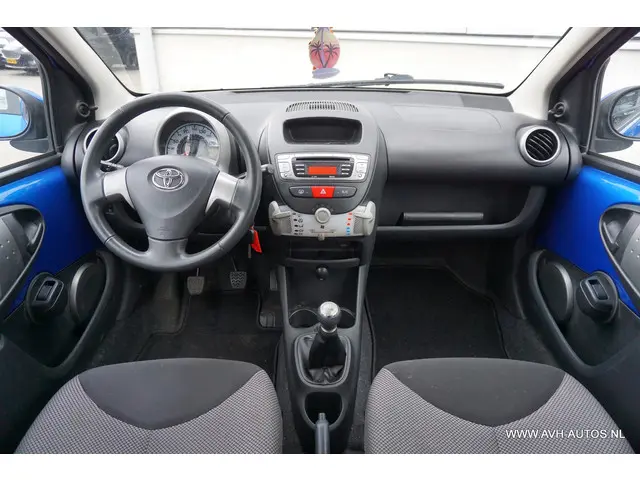 Toyota Aygo 1.0 VVT-i Aspiration 2013 Benzine 5