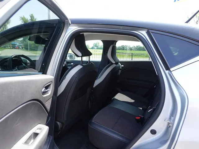 Renault Captur 1.0 TCe 90PK Intens 2022 Benzine 7