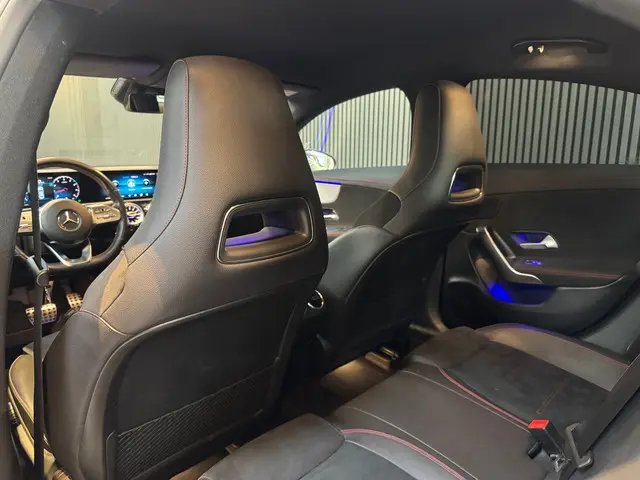 Mercedes-Benz CLA 180 AMG Camera Sfeer 2020 Benzine 20