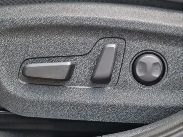 Kia e-Niro ExecutiveLine 64 kWh 3-Fase 2022 Elektrisch 25