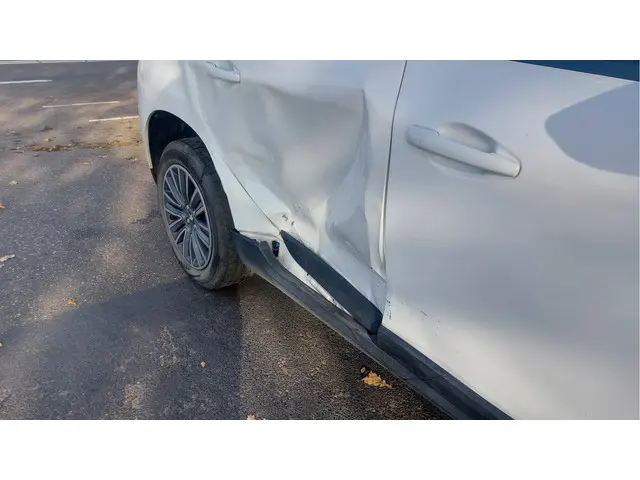 Peugeot 2008 1.2 PureTech Blue Lion 2018 Benzine 16