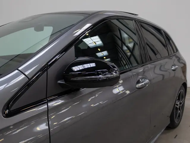 Mercedes-Benz B-Klasse 180 AMG Line 2024 Benzine 7