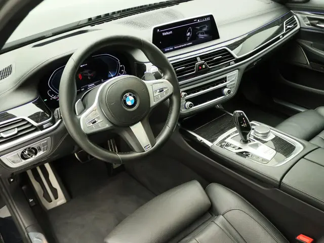 BMW 7 Serie Sedan 745e 2020 Hybride Benzine 10