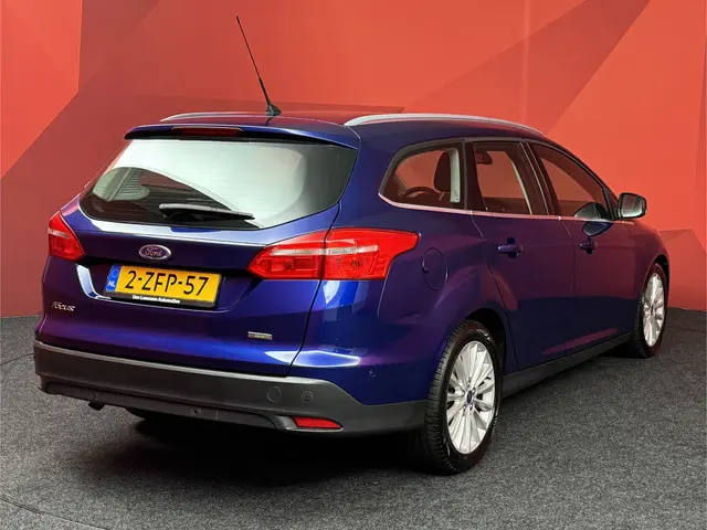 Ford Focus Wagon 1.0 Titanium 2015 Benzine 8