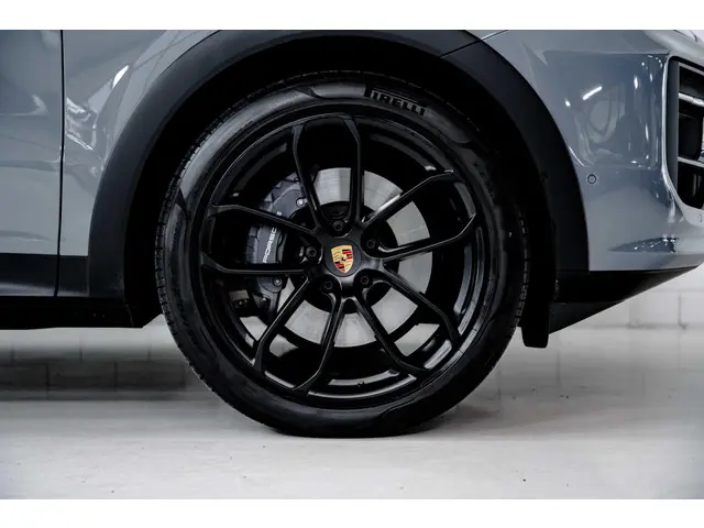 Porsche Cayenne Coupé E-Hybrid 2023 Hybride Benzine 16