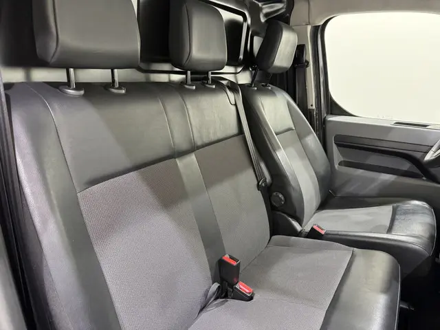 Toyota ProAce Worker 1.6D d-4D Cool Comfort 2018 Diesel 25