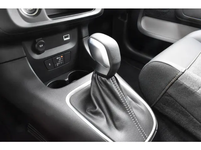 Citroën C3 PureTech 110EAT6 Max 2024 Benzine 19