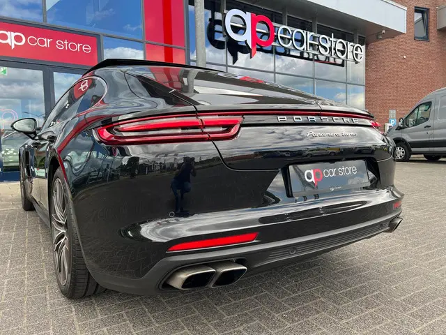 Porsche Panamera 4.0 Turbo Vol opties 2016 Benzine 10