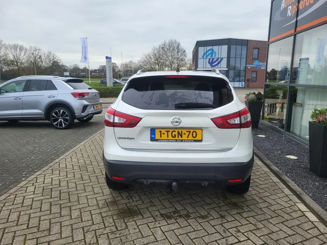 Nissan QASHQAI 1.2 Connect Edition 2014 Benzine 6