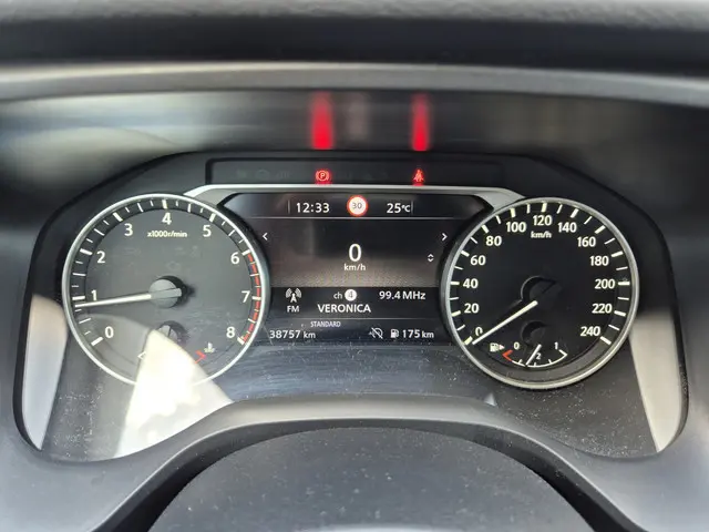 Nissan QASHQAI 1.3 MHEV Acenta 2022 Hybride Benzine 23