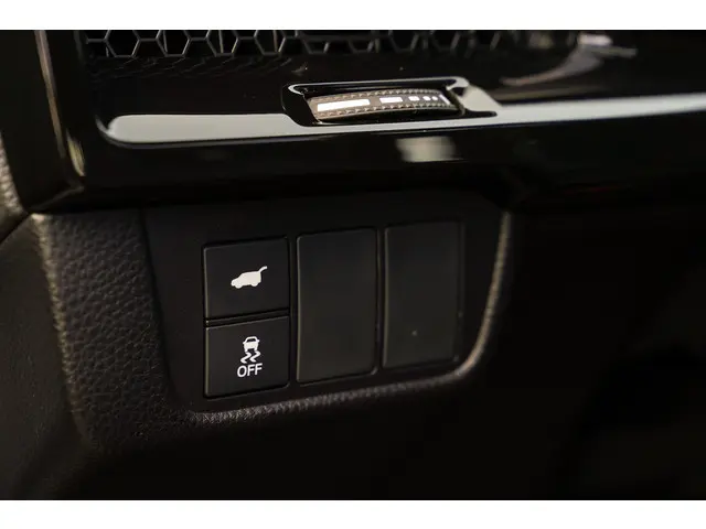 Honda CR-V 2.0i e:PHEV ADVANCE TECH 2024 Hybride Benzine 49