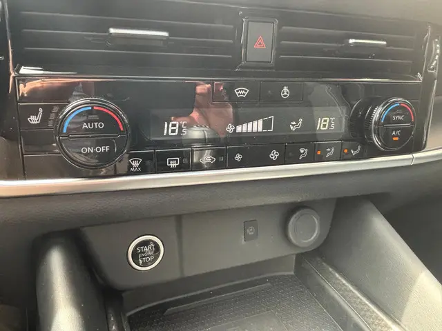 Nissan QASHQAI MHEV 140 MT N-Connecta 2025 Benzine 20