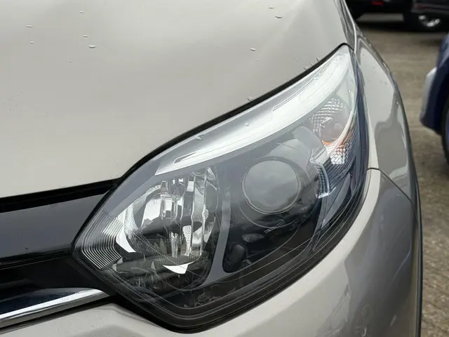 Renault Captur 0.9 TCe Expression 2013 Benzine 21