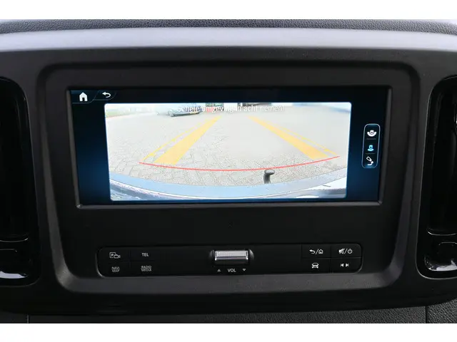 Mercedes-Benz Vito 116 CDI L2 Pro 2024 Diesel 7