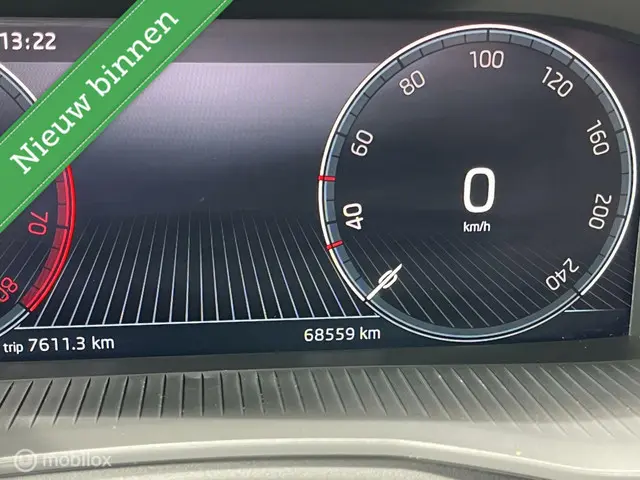 Škoda Kamiq 1.0 TSI Business Edition 2023 Benzine 11