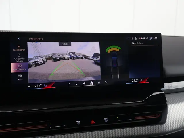 BMW 5 Serie 520i 2024 Benzine 31