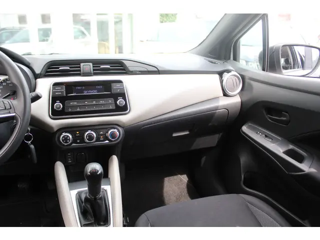 Nissan Micra 0.9 IG-T Visia+ 2017 Benzine 21