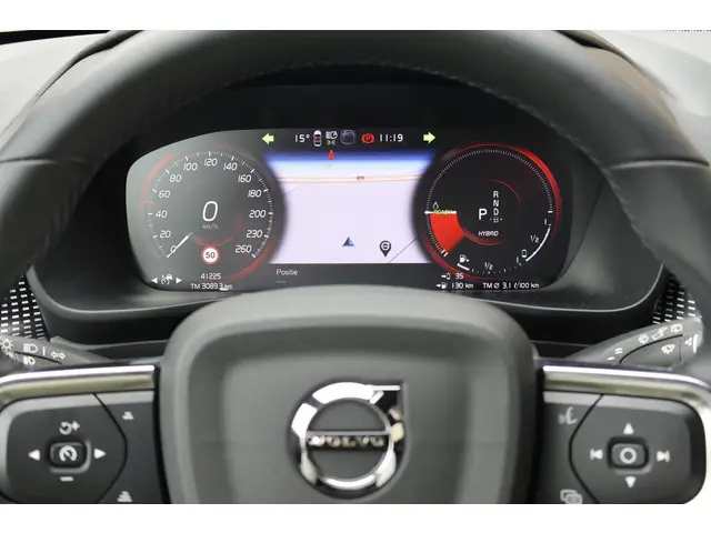 Volvo XC40 T5 Recharge R-Design 2021 Hybride Benzine 11