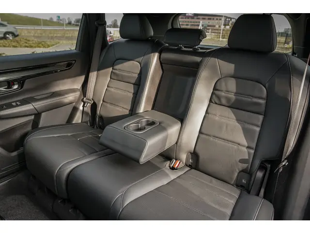 Honda CR-V 2.0 e:PHEV ADVANCE TECH 2025 Hybride Benzine 8