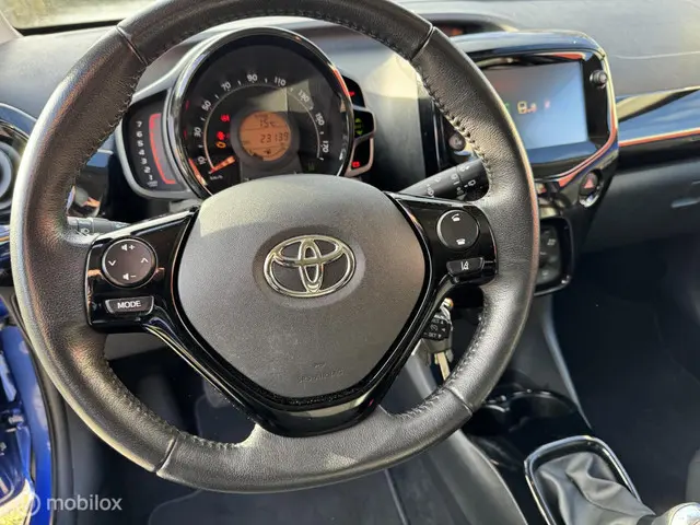 Toyota Aygo 1.0 VVT-i x-clusiv 2019 Benzine 14