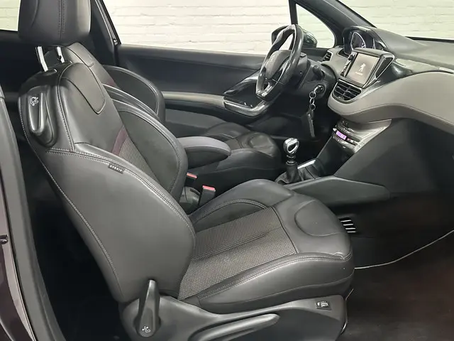 Peugeot 208 1.6 THP XY 2013 Benzine 9