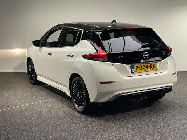 Nissan Leaf e+ N-Connecta 62 kWh 2022 Elektrisch 28