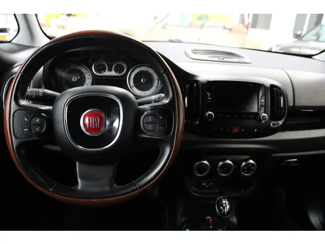 Fiat 500L 1.4-T-Jet Beats Edition Automaat 2014 Benzine 8
