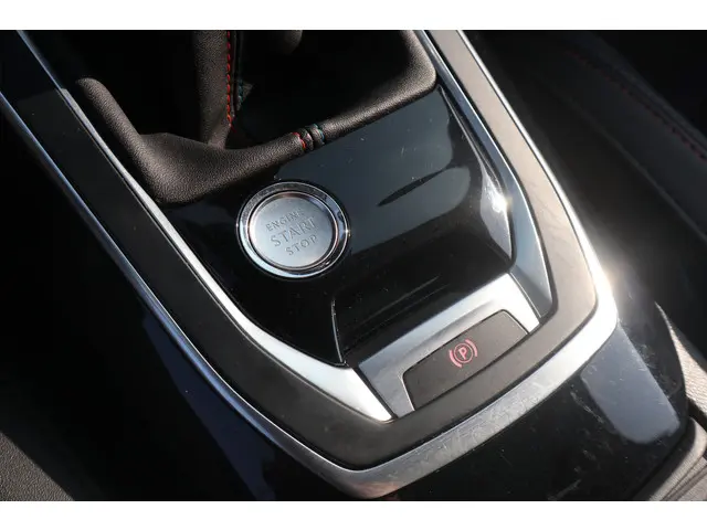 Peugeot 308 SW 1.2 PureTech Tech Edition 2019 Benzine 26