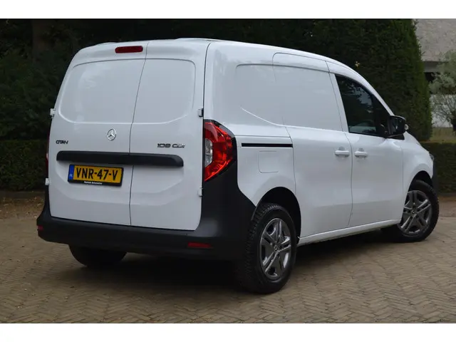 Mercedes-Benz Citan 108 CDI L1 Pro 2022 Diesel 2