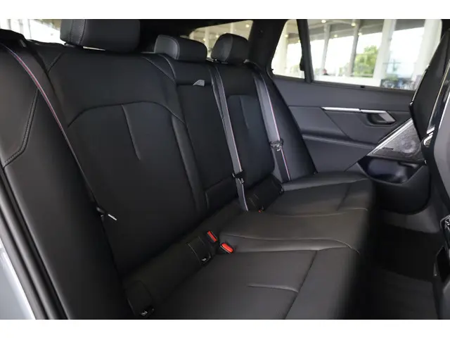 BMW M5 Touring 2025 Hybride Benzine 9