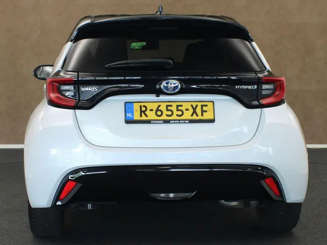 Toyota Yaris 1.5 Hybrid Bi-Tone 2022 Hybride Benzine 11
