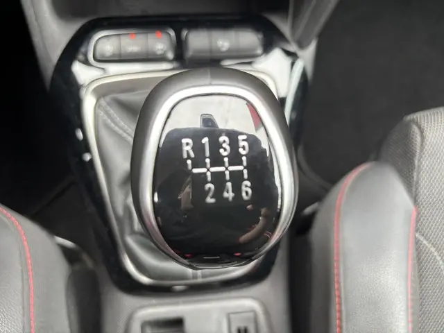 Opel Corsa 1.2 Turbo GS Line | 1e Eigenaar 2022 Benzine 23