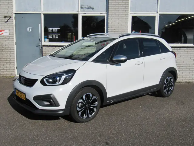 Honda Jazz 1.5 e:HEV Crosstar 2023 Hybride Benzine 4