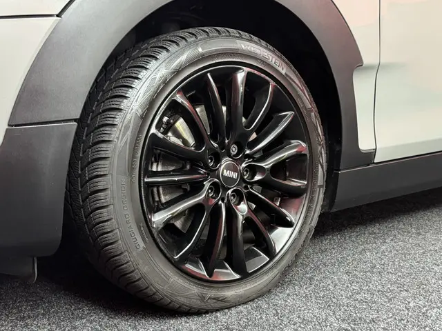 MINI Clubman 2.0 Cooper S Business Plus 2019 Benzine 22