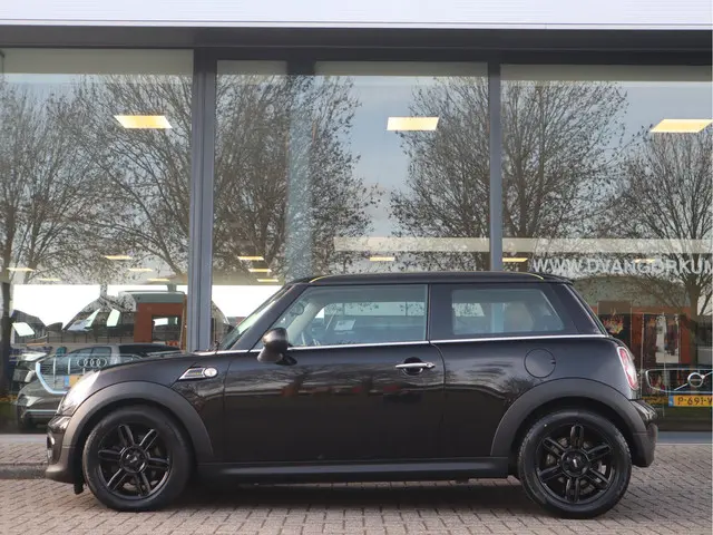 MINI One 1.6 2013 Benzine 8