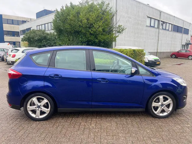 Ford C-MAX 1.0 Titanium 2014 Benzine 4