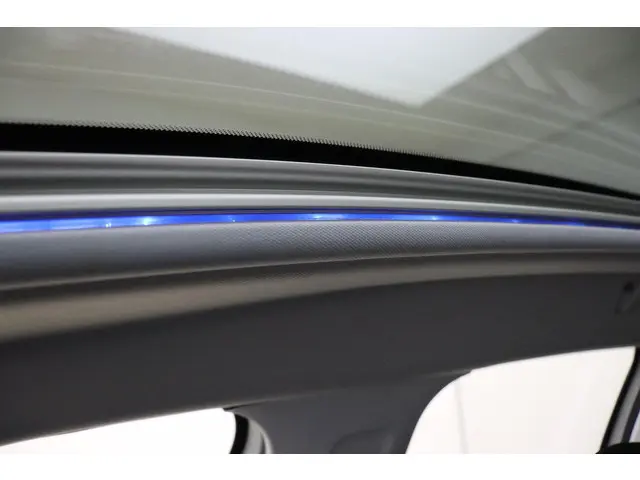 Peugeot 2008 1.2 PureTech Blue Lion 2017 Benzine 25