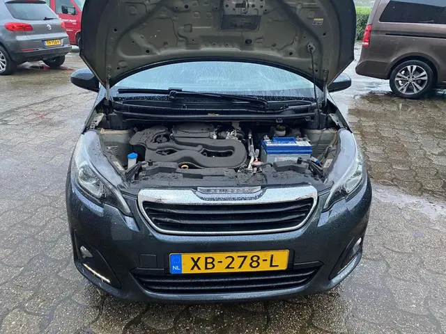 Peugeot 108 1.0 e-VTi Active 2018 Benzine 7