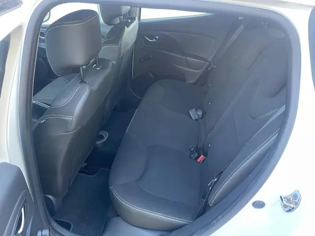 Renault Clio 0.9 TCe Expression New Apk 2013 Benzine 10