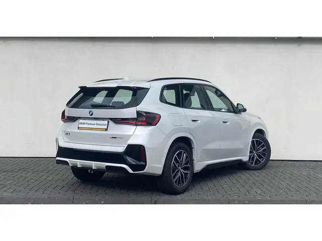 BMW X1 xDrive25e 2024 Hybride Benzine 2