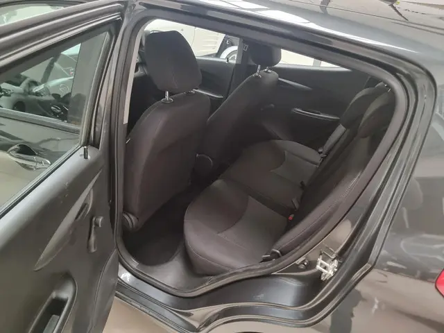 Opel KARL 1.0 ecoFLEX Edition 2017 Benzine 5